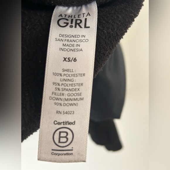 Athleta girls black down puffer winter jacket size XS 6 - Picture 6 of 6